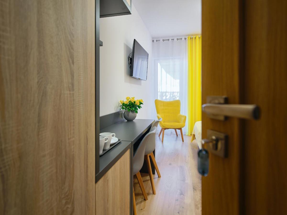 Villa Leba Pokoje & Apartamenty Exteriör bild
